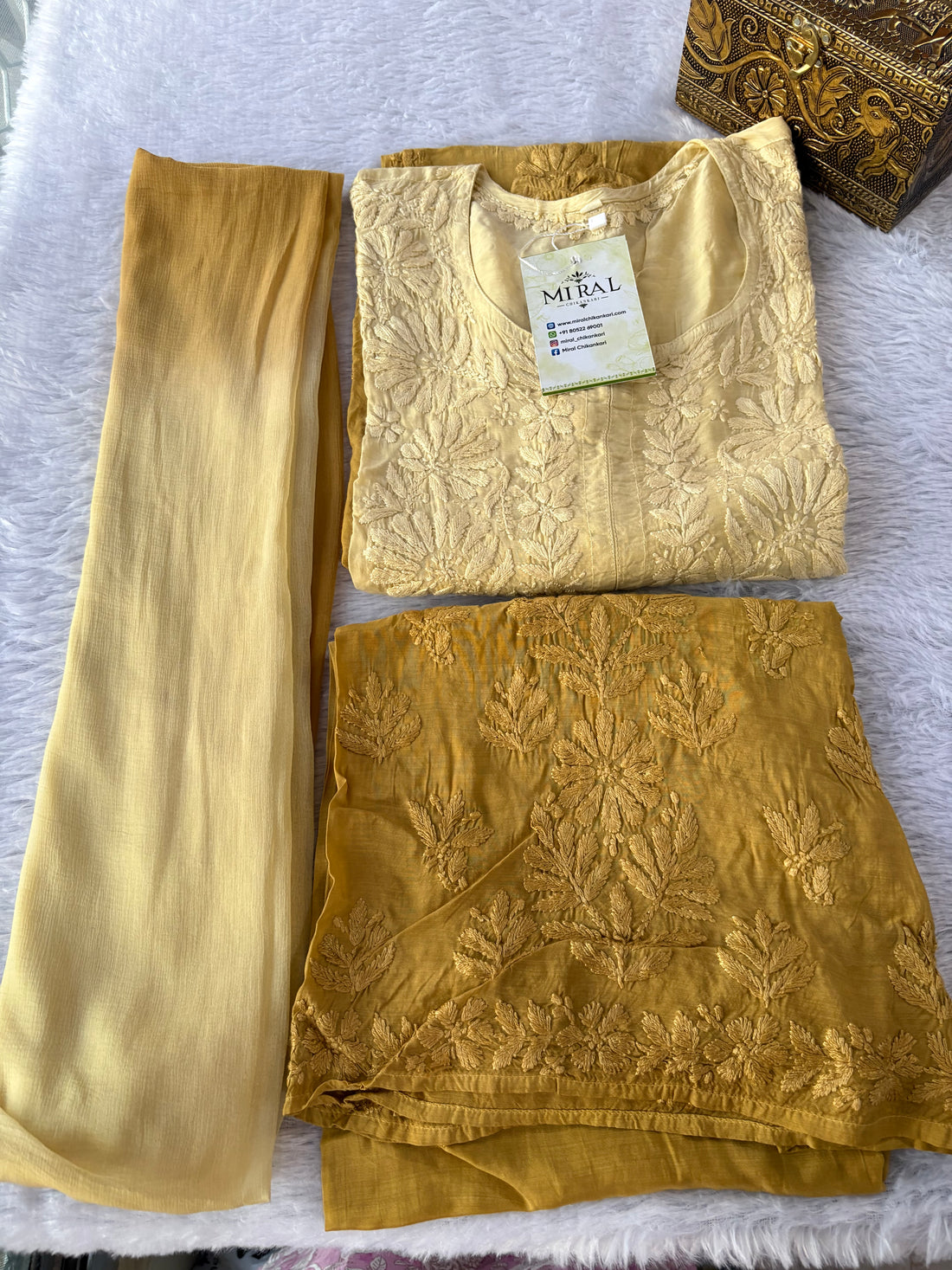 Rangreza Chikankari Suit Set- Golden Ombre