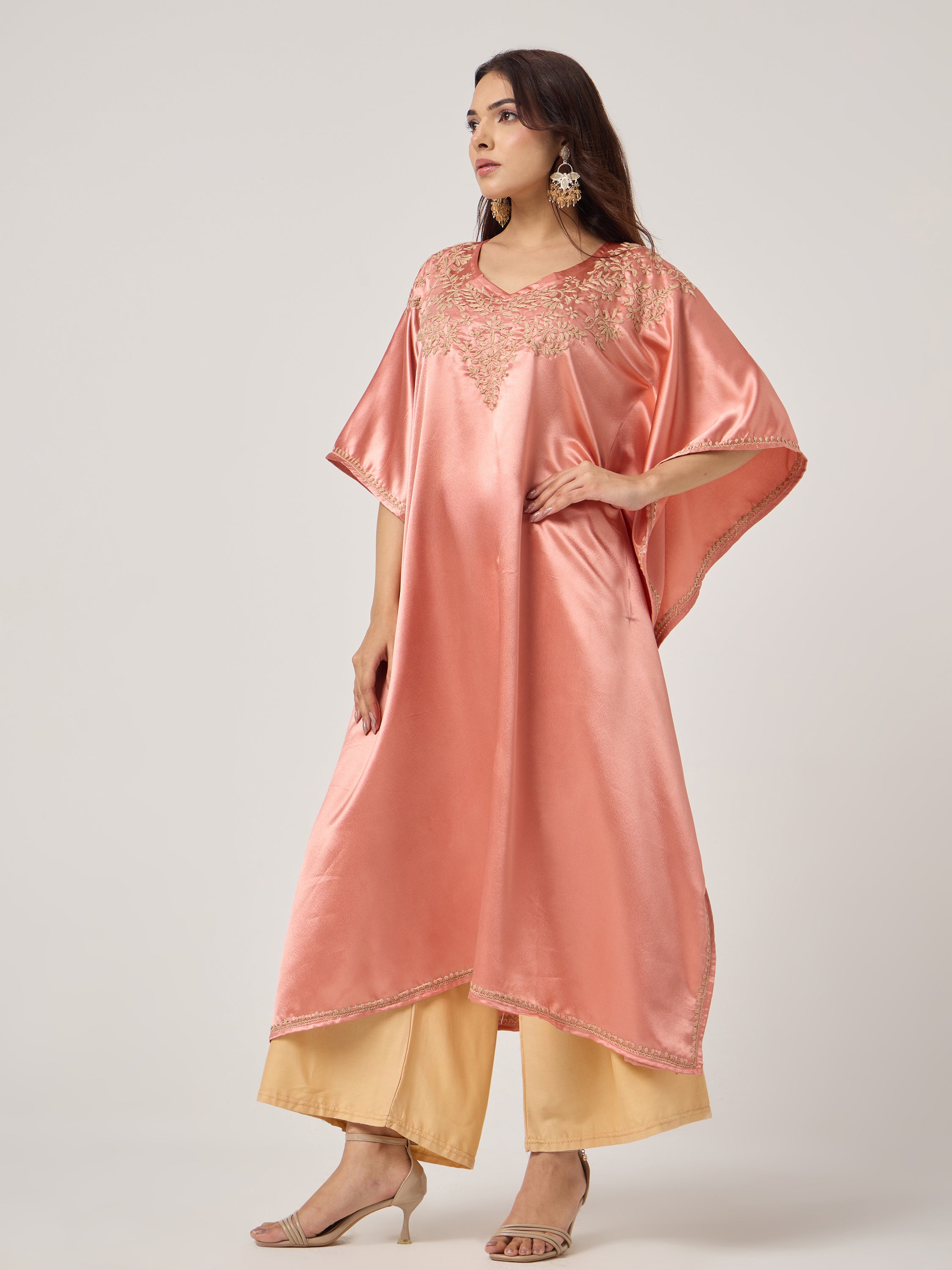 Chikankari Kaaftan- PEACH