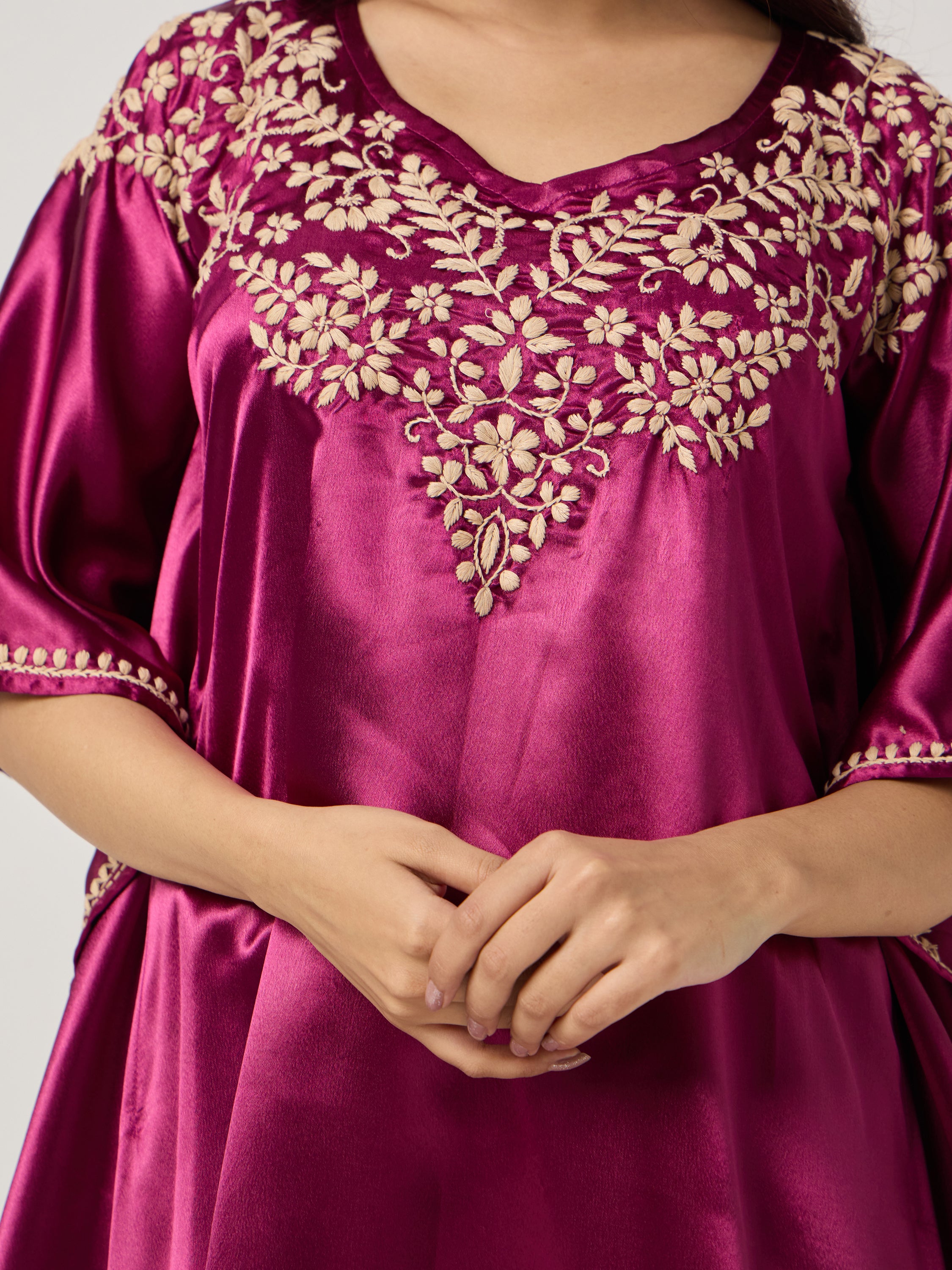 Chikankari Kaaftan- WINE
