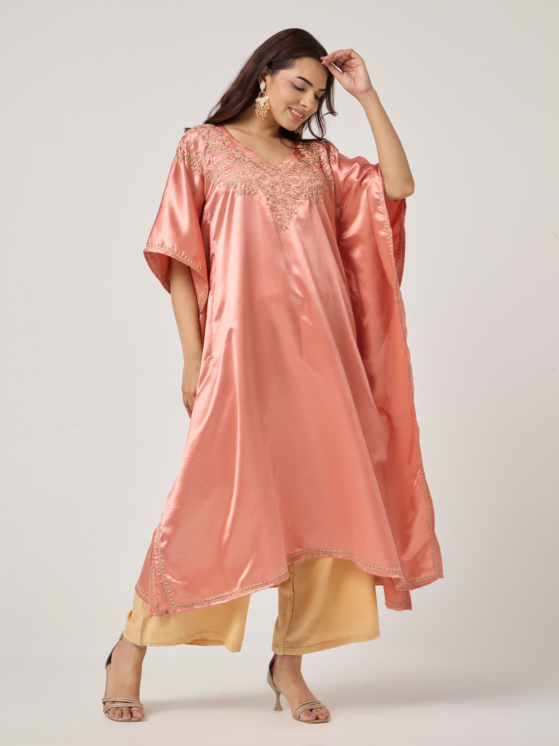 Chikankari Kaaftan- PEACH
