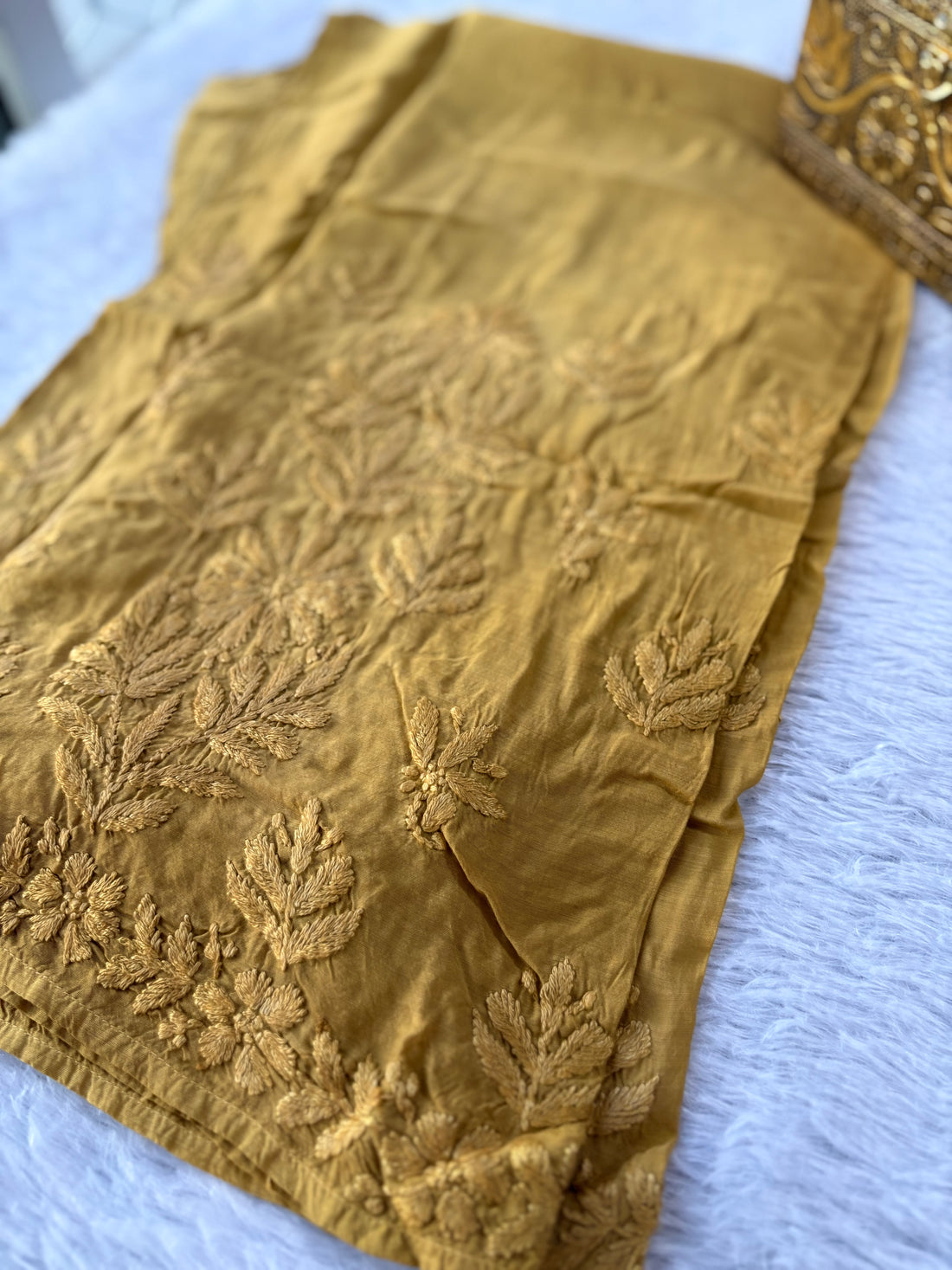 Rangreza Chikankari Suit Set- Golden Ombre