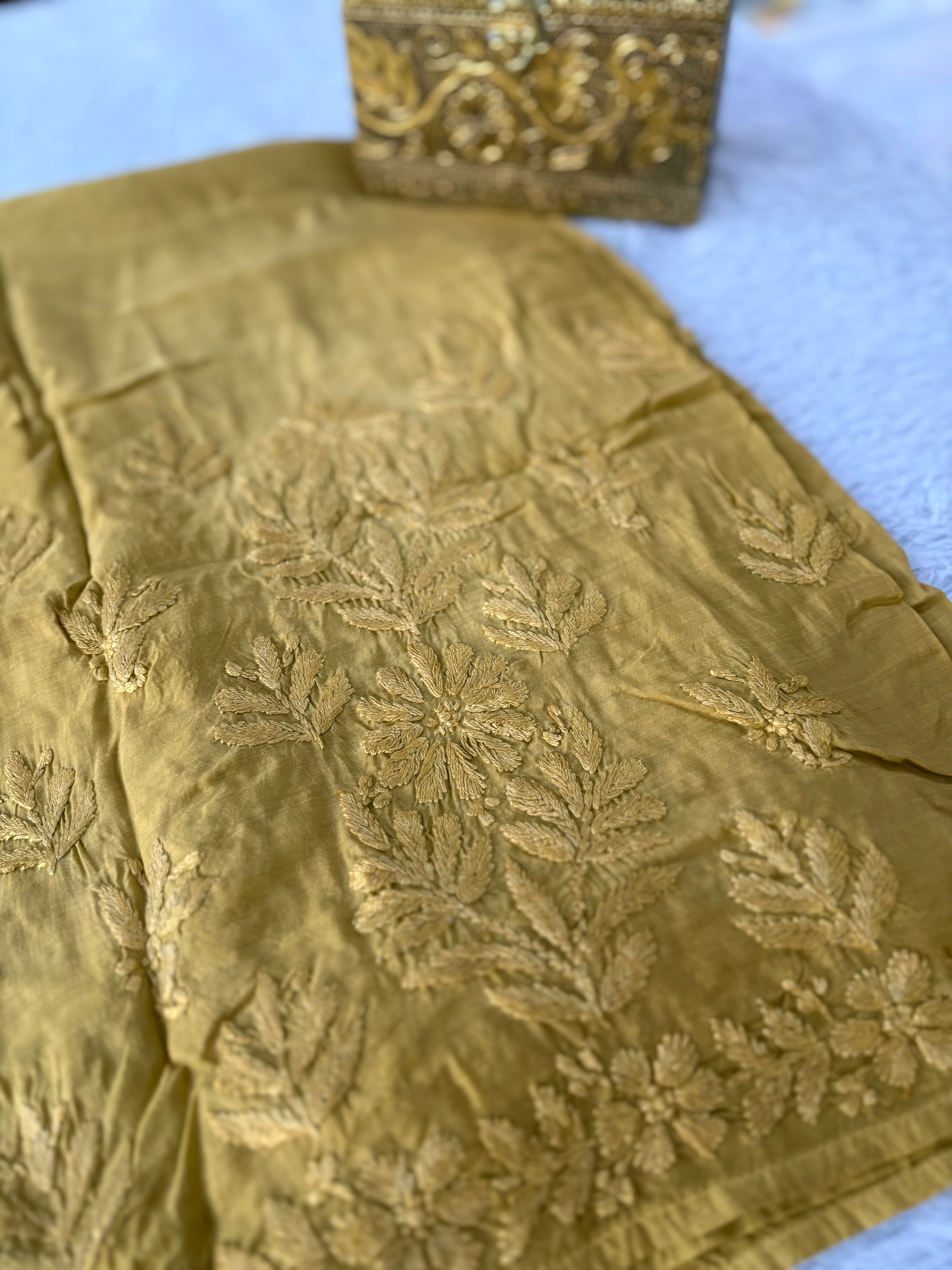Rangreza Chikankari Suit Set- Golden Ombre