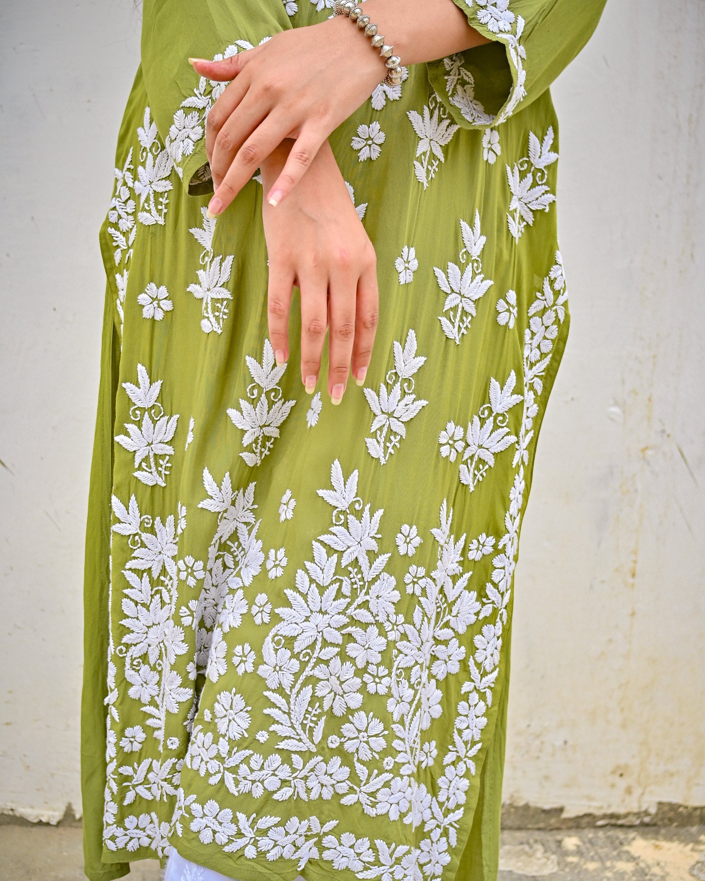 Sana Modal Green Chikankari Kurta
