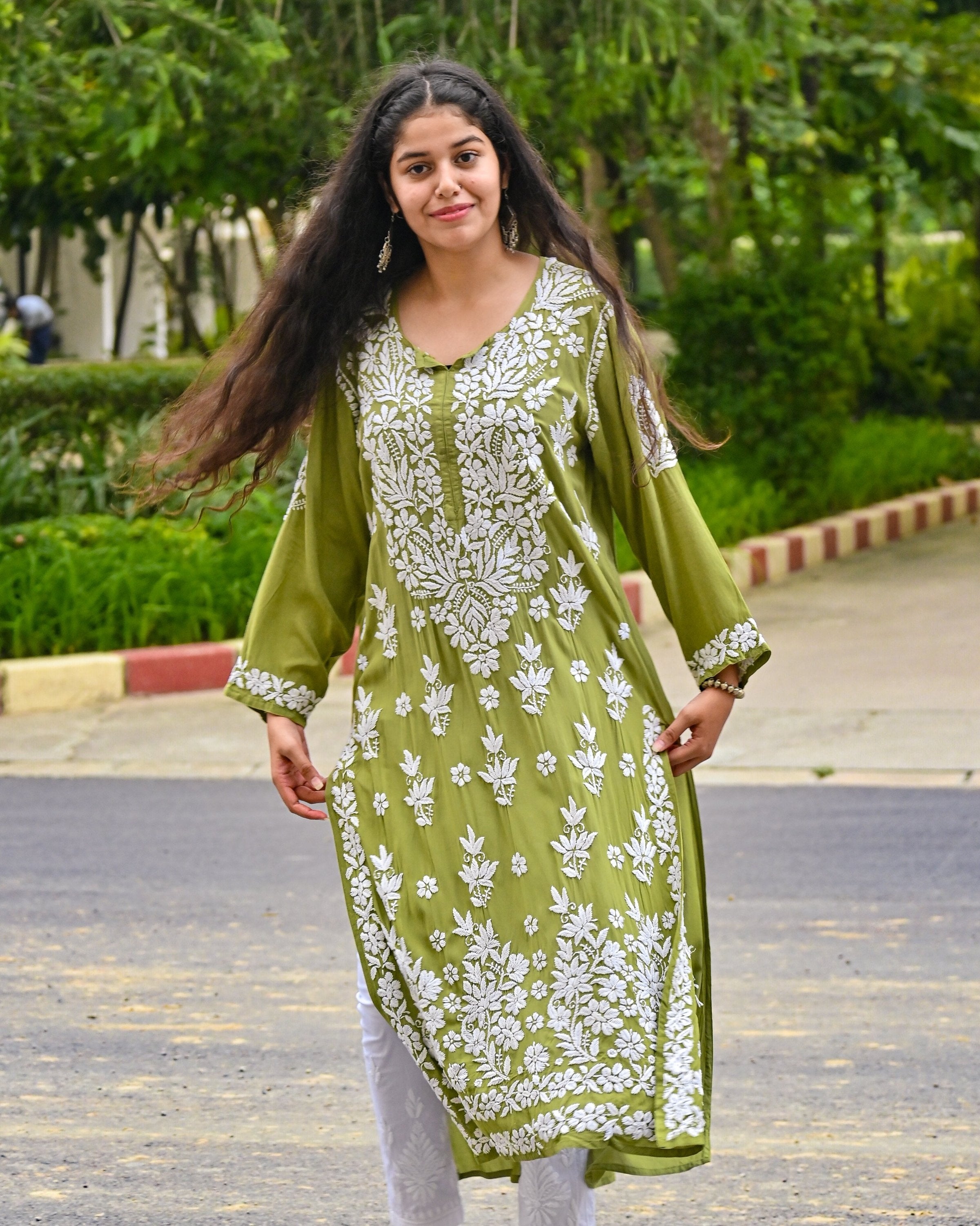 Sana Modal Green Chikankari Kurta