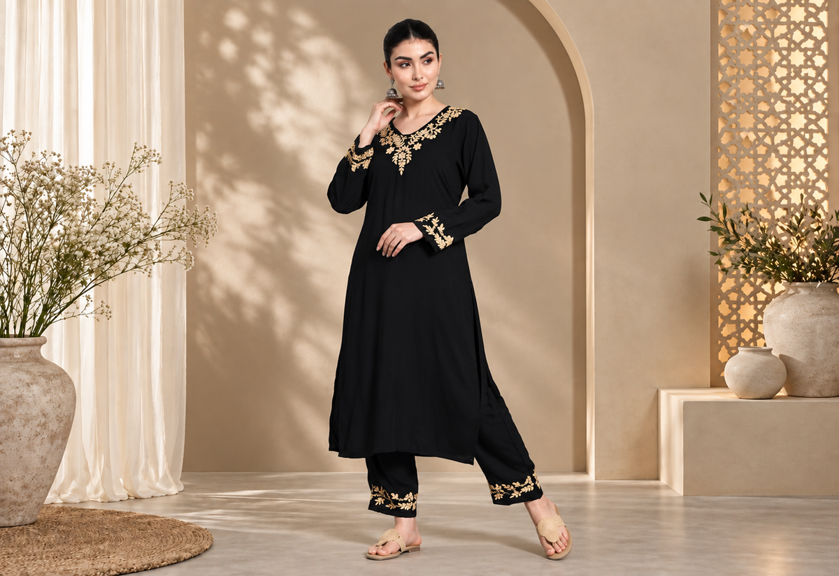 BLACK EMBROIDERED KURTA SET